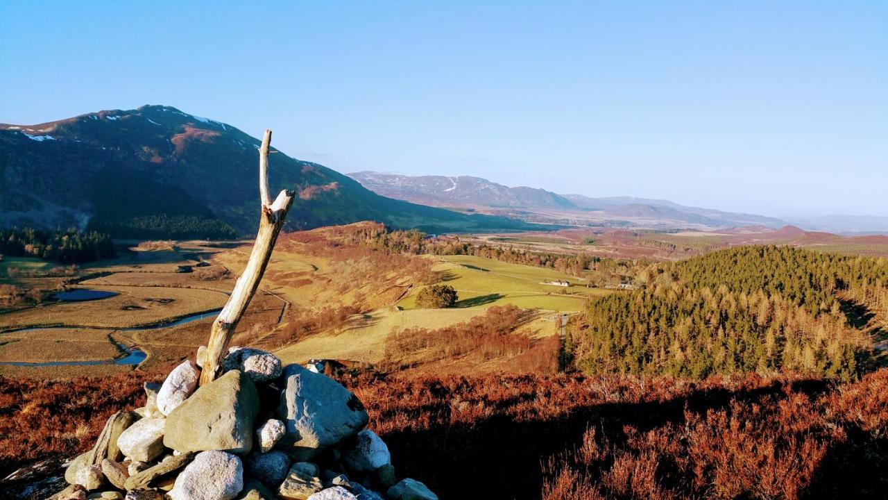 Glentruim Homestay B&B And Glamping Pods Newtonmore Exterior photo
